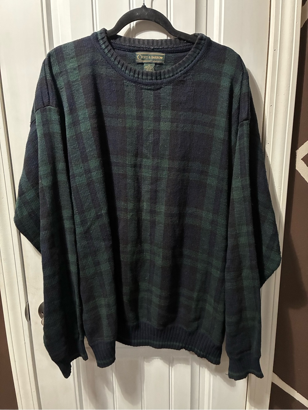 croft & barrow Navy and Green Plaid Crewneck Sweater